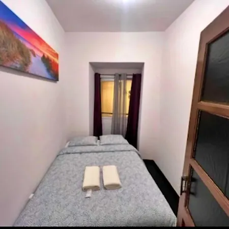 Sulemange In Mouraria, Centre Gasthuis